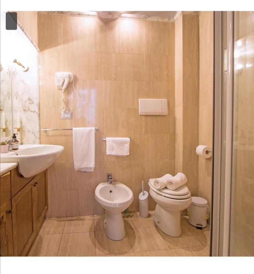 Lovely Apartments In City Centre "Third Floor, Without Elevator" 로마 외부 사진