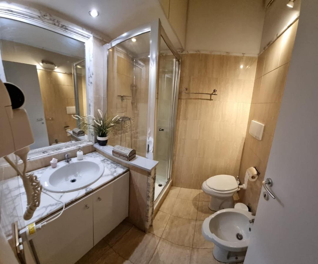 Lovely Apartments In City Centre "Third Floor, Without Elevator" 로마 외부 사진