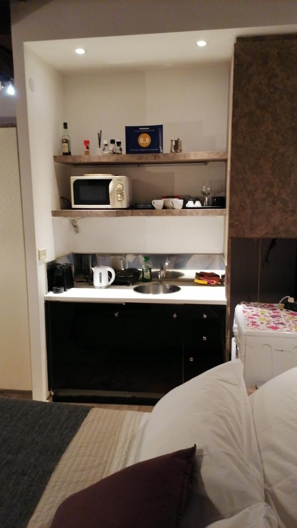 Lovely Apartments In City Centre "Third Floor, Without Elevator" 로마 객실 사진